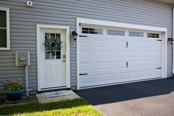 24/7 Emergency Garage Door Panel Replacement experts in Sisco Heights, WA